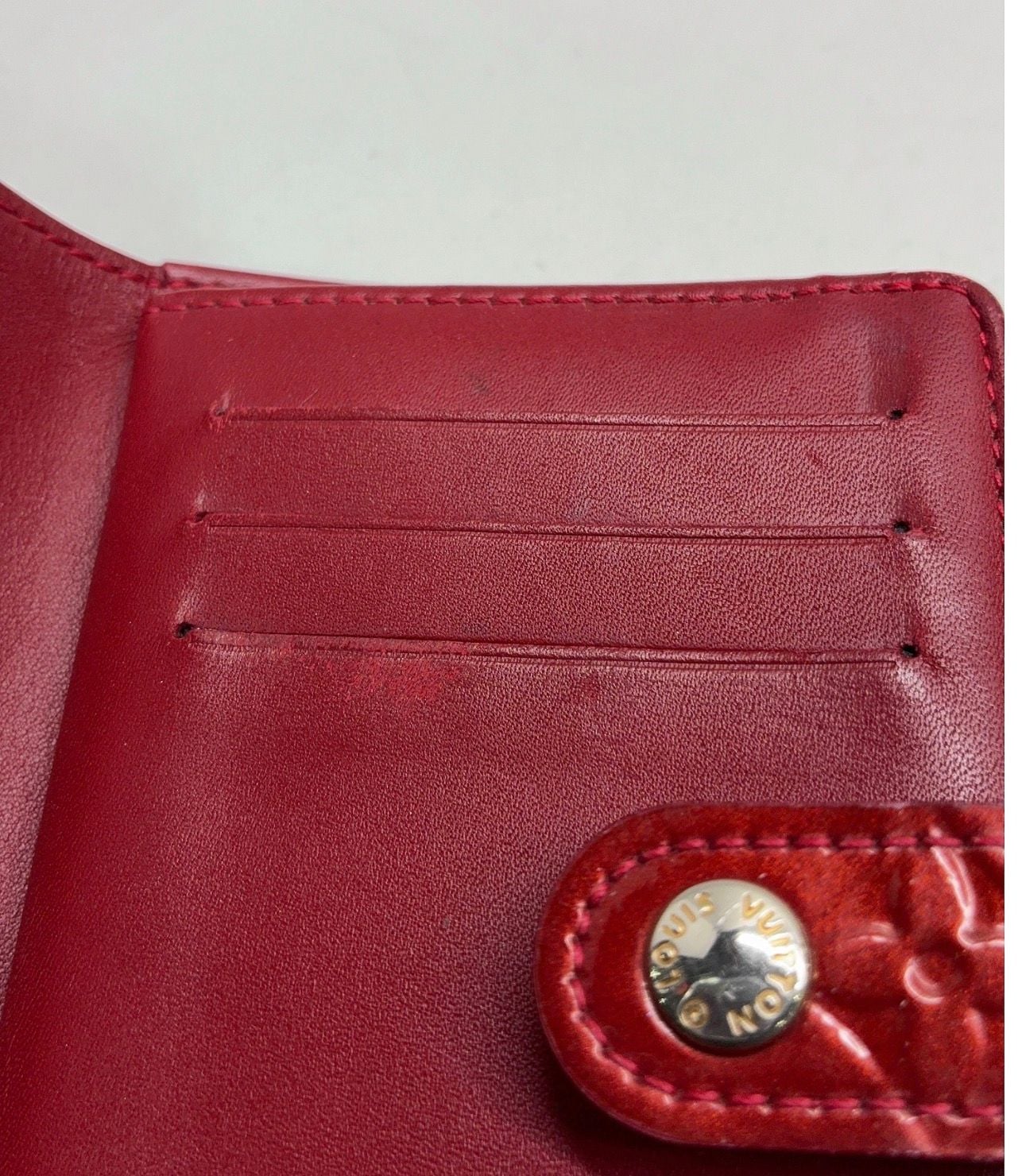 Louis Vuitton Monogram Vernis Viennois Kiss Lock Wallet Red Patent Leather 8