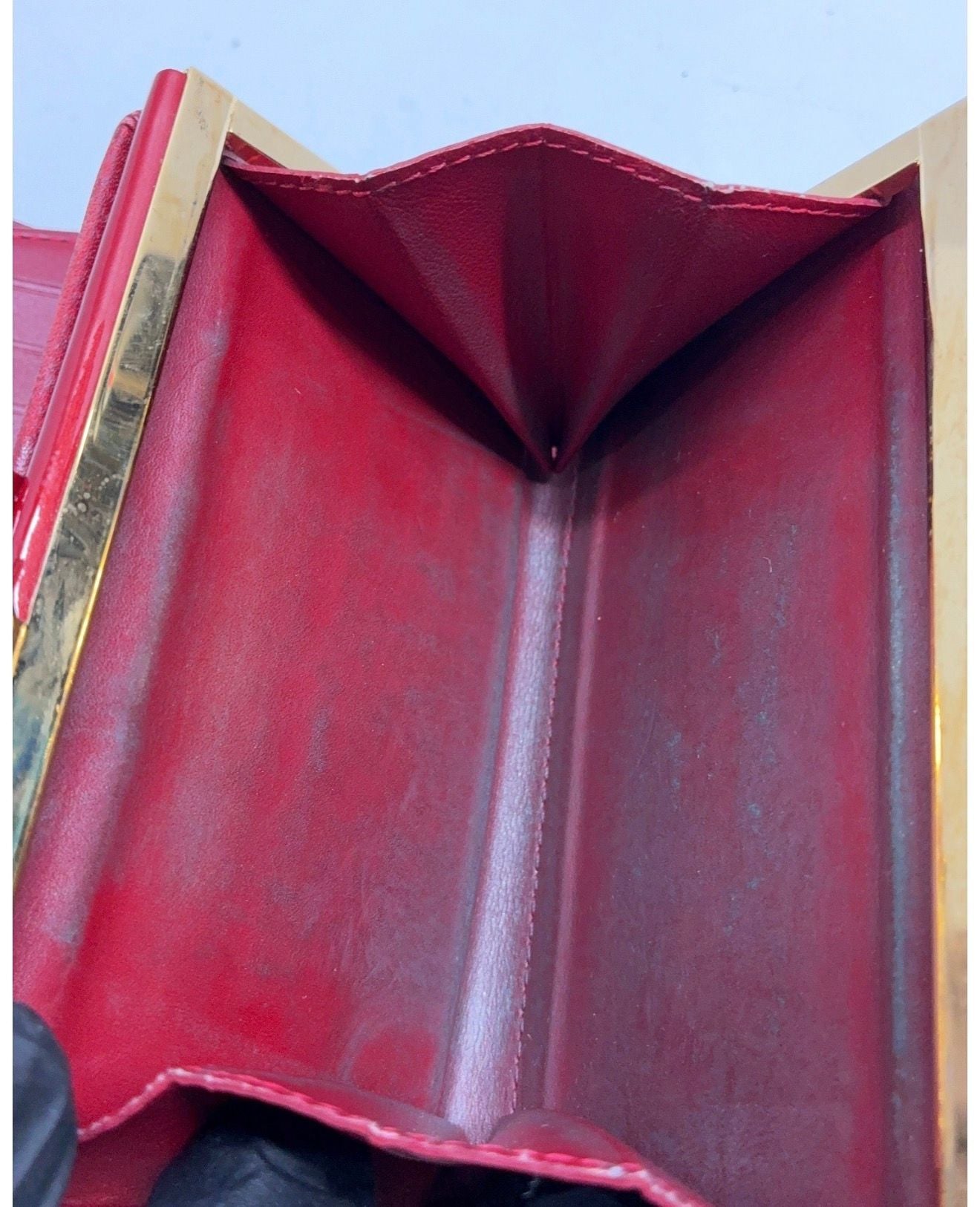 Louis Vuitton Monogram Vernis Viennois Kiss Lock Wallet Red Patent Leather 11