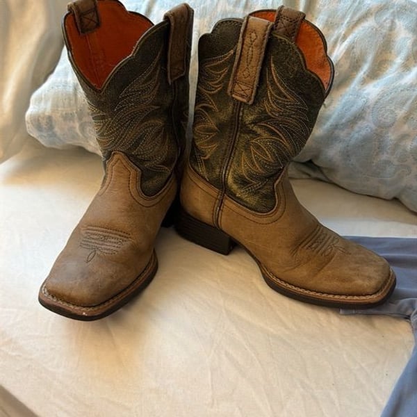 Ariat Boots Brown Leather Square Toe boys