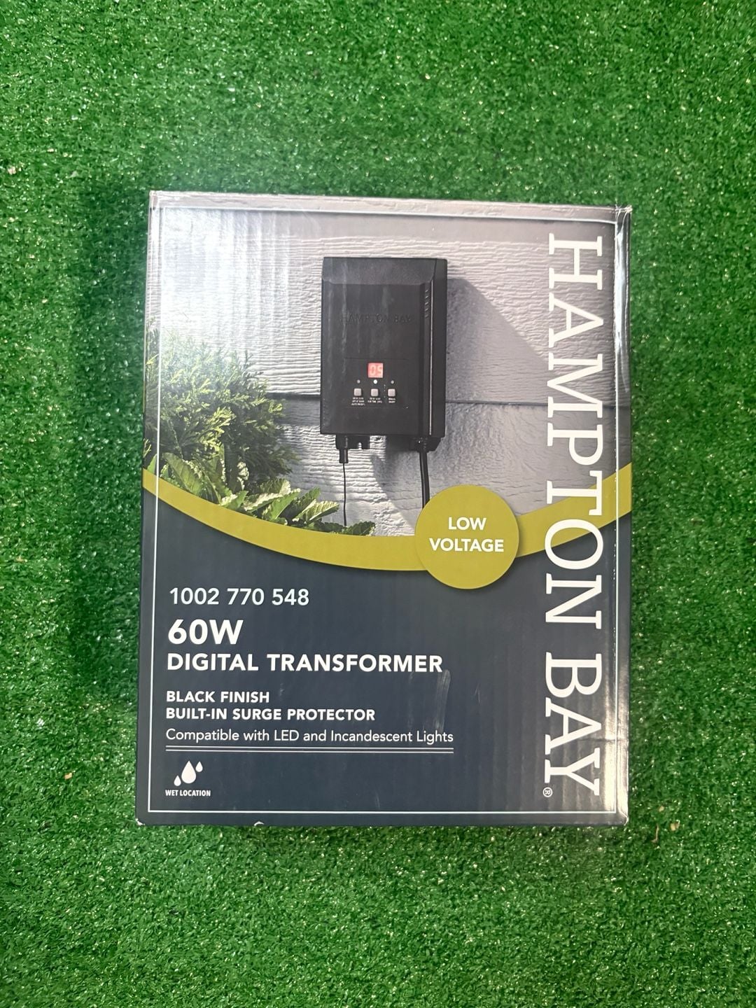 Hampton Bay 60W Digital Transformer SL-60-12-SV Black Finish 1