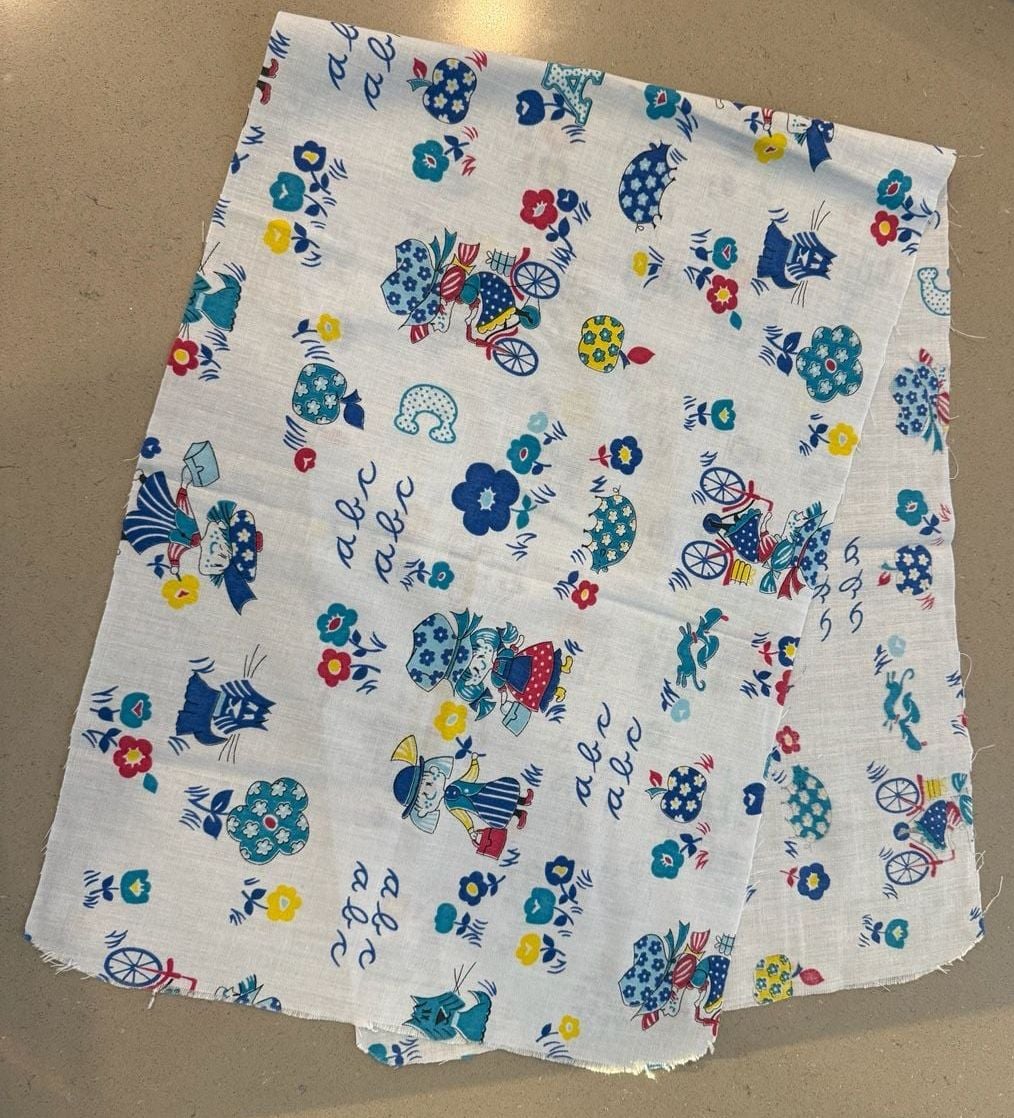 Vintage 1970s Holly Hobbie Style Cotton Fabric Remnant 4