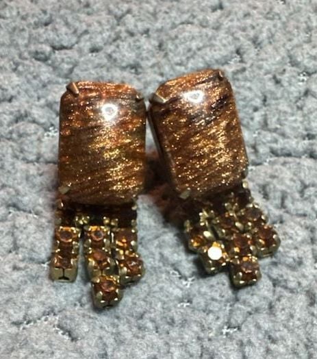 Vintage Gold Tone Brown Rhinestone Screw Back Earrings 2