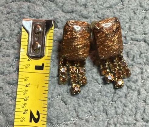 Vintage Gold Tone Brown Rhinestone Screw Back Earrings 4
