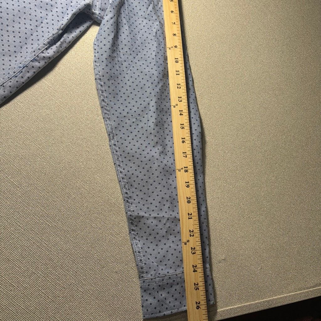 MBX Long Sleeve Button Down Shirt Blue star Dot 11