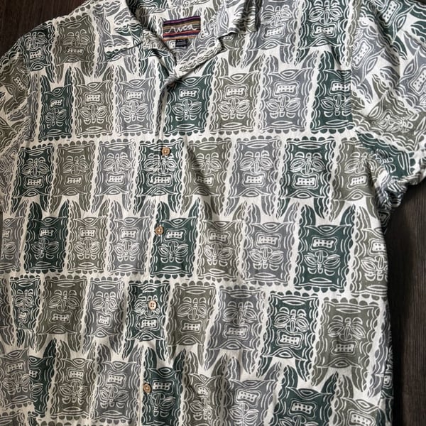RVCA Oblow Tapa Short Sleeve Shirt Size L Green Tiki