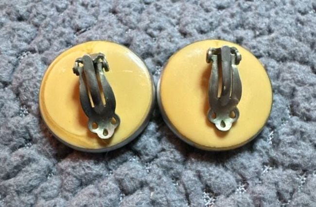 Vintage Mid Century Holographic Iridescent Clip-On Earrings 3