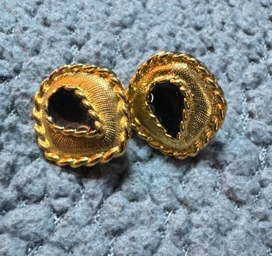 Judith Jack Vintage Gold Tone Black Stone Stud Earrings 2