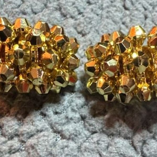 Vintage Gold Tone Faceted Bead Cluster Clip On Earrings