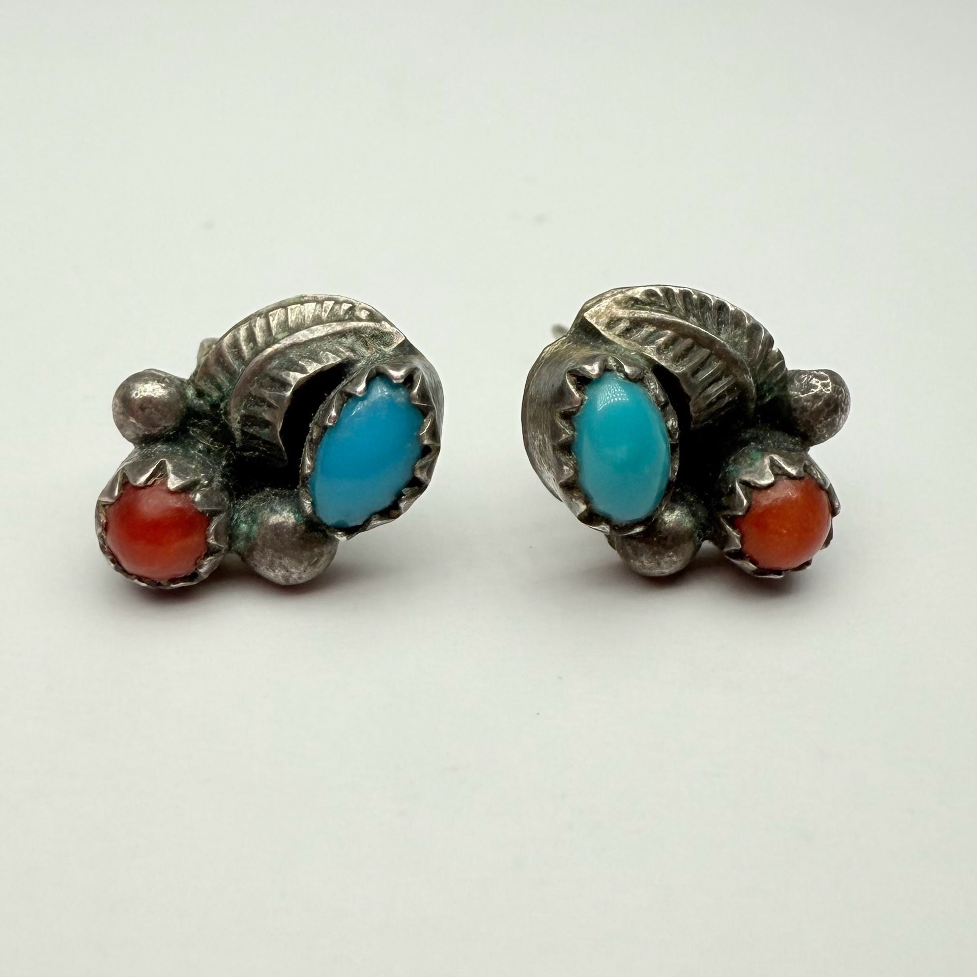 Navajo Sterling Silver Turquoise Coral Leaf Stud Earrings 7