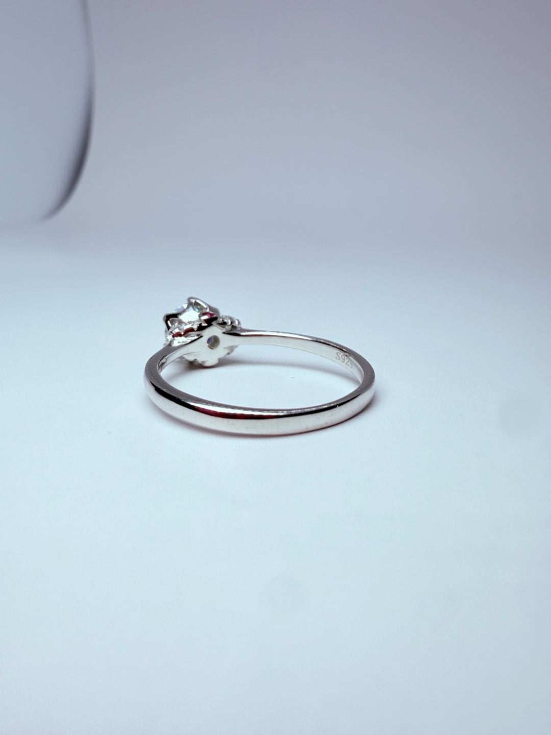 S925 Silver Round Cut Solitaire Engagement Ring with Pink Accents 4
