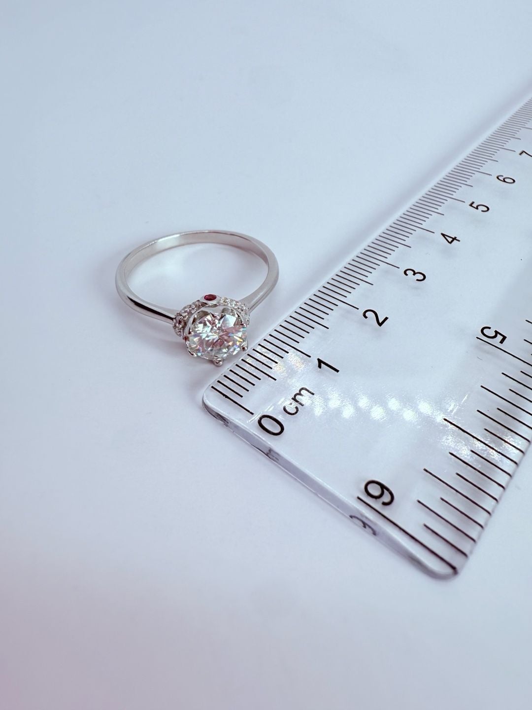 S925 Silver Round Cut Solitaire Engagement Ring with Pink Accents 15