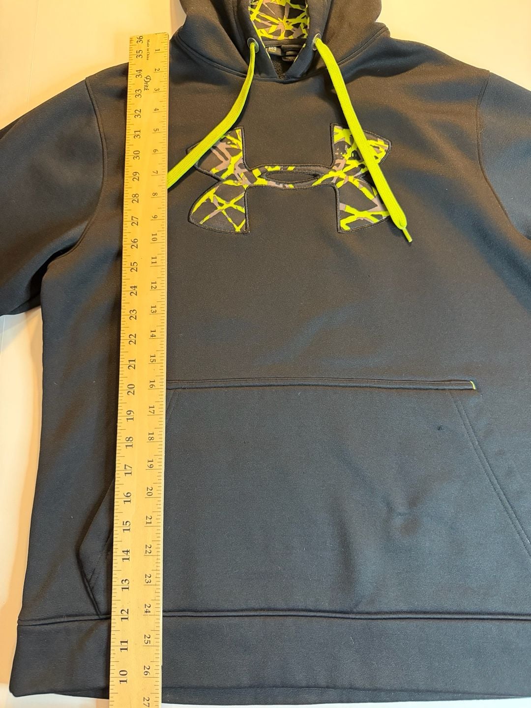 Under Armour Hoodie Size MD Black Camo Logo Pullover Fleece 4