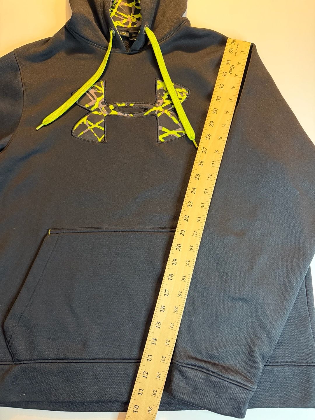 Under Armour Hoodie Size MD Black Camo Logo Pullover Fleece 5