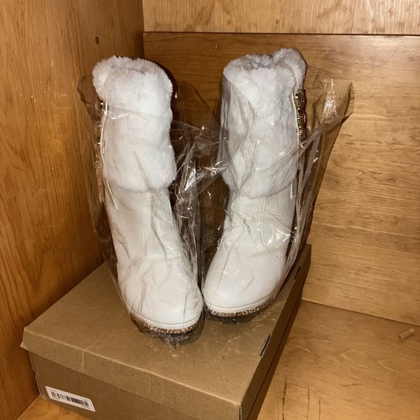 Retro Stage Christmas Fur And Leather Rhinestone Boots