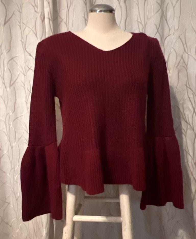 loveriche Ribbed Knit Bell Sleeve Sweater Size M Wine Red 2