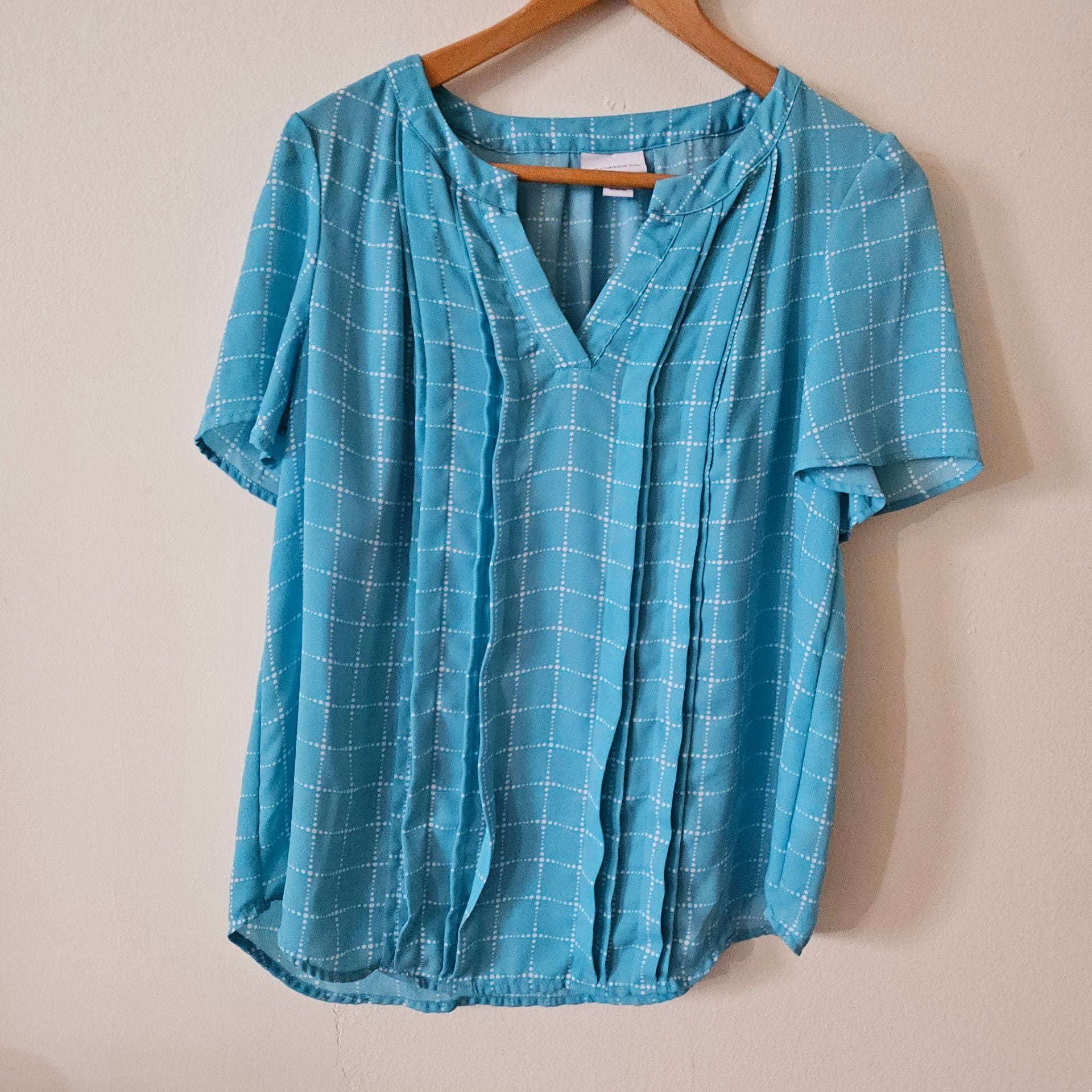 Lite blue and white blouse 272 4