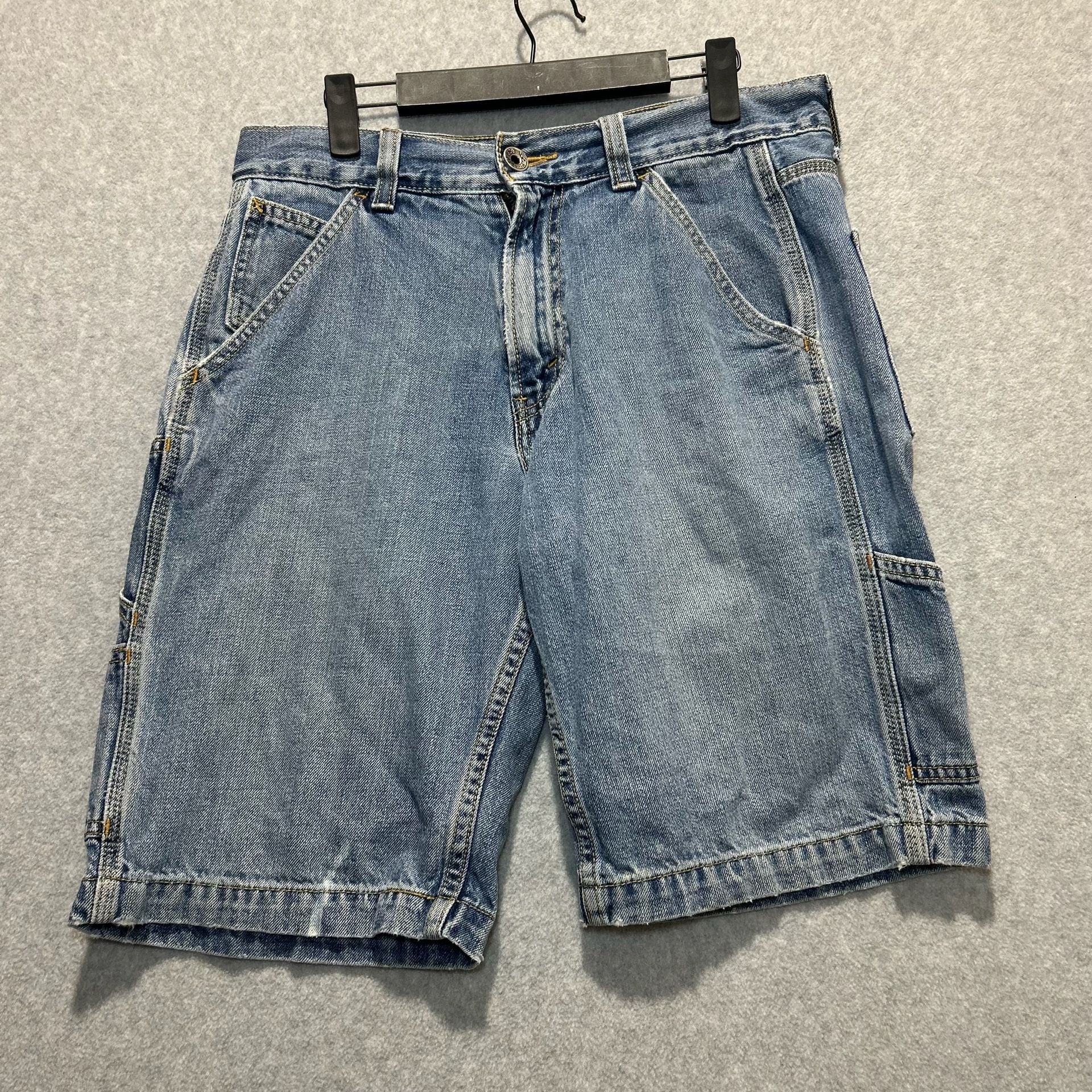 Vintage Levi's Men’s Light Wash Denim Carpenter Jorts Size W30 1