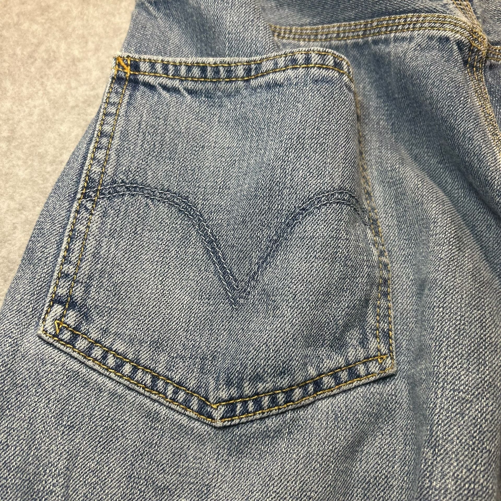 Vintage Levi's Men’s Light Wash Denim Carpenter Jorts Size W30 12