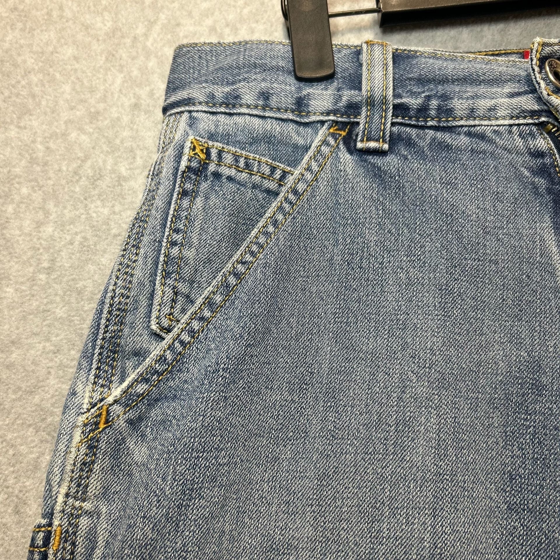 Vintage Levi's Men’s Light Wash Denim Carpenter Jorts Size W30 14