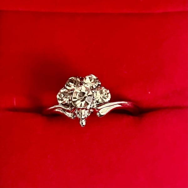 Vintage Diamond Cluster Flower Ring  Sterling Silver Size 9