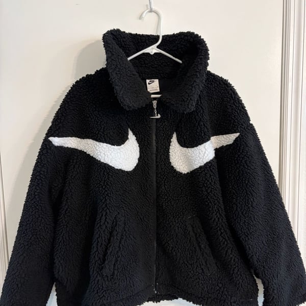Nike Double Swoosh Sherpa Jacket womens Size L Black