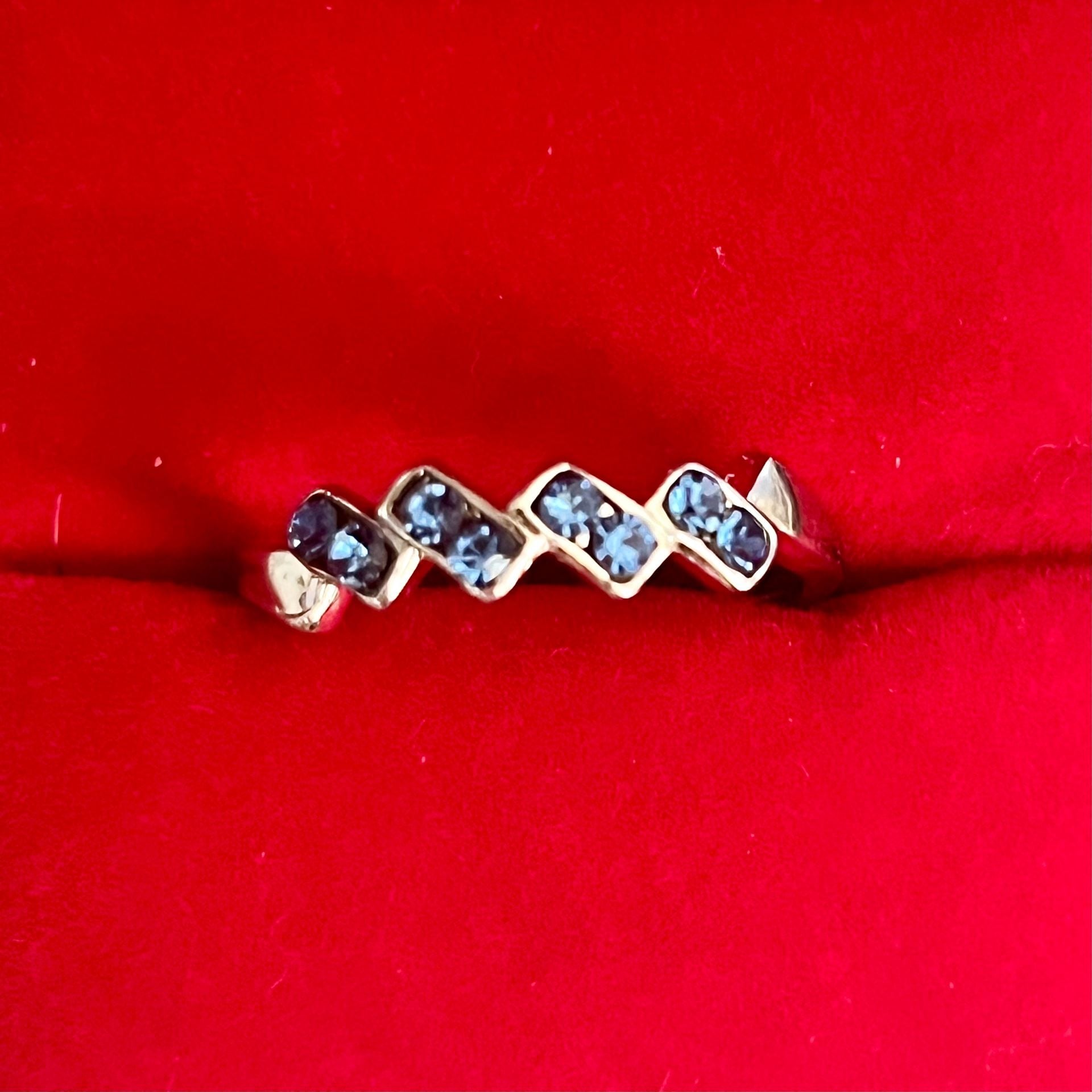 Vintage Sapphire Sterling Silver Chevron Design Ring Size 8 2
