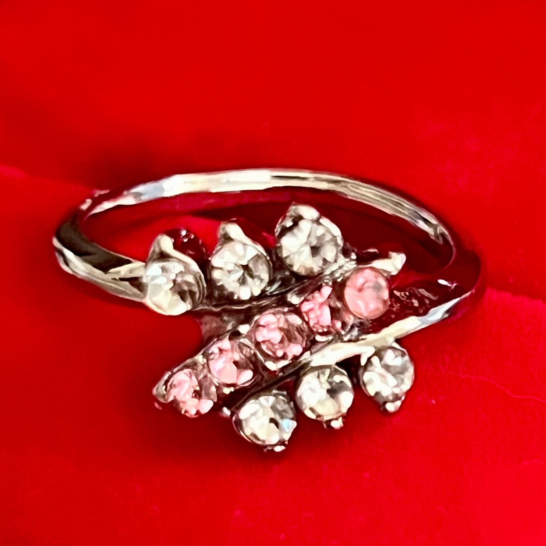 Vintage Cubic Zirconia Rhinestone Cluster Ring Sterling Silver Ring Size 6 3