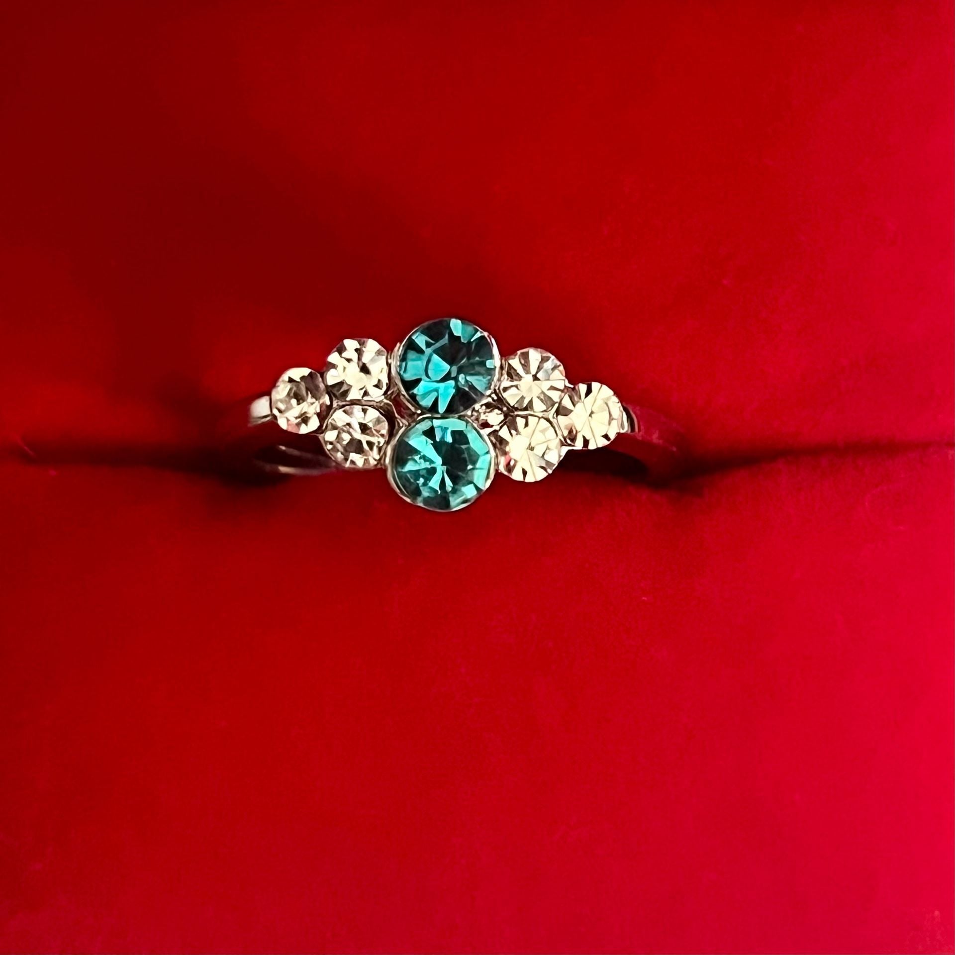 Vintage Blue And Clear Crystal Cluster Ring Sterling Silver Ring Size 6 2