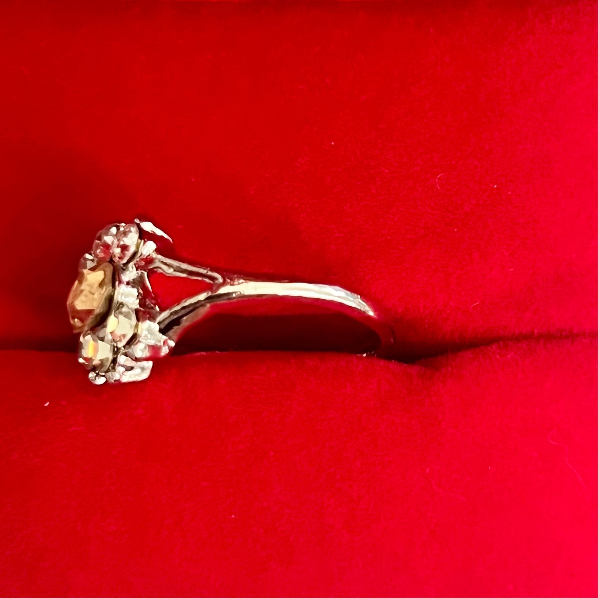 Vintage Uncas Sterling Silver Rhinestone Cocktail Ring Size 6 5
