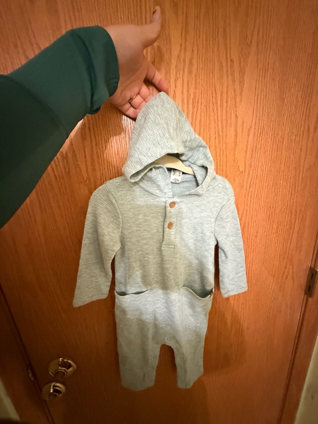 Modern Moments by Gerber Waffle Hooded Romper Size 6-9 M Green 3