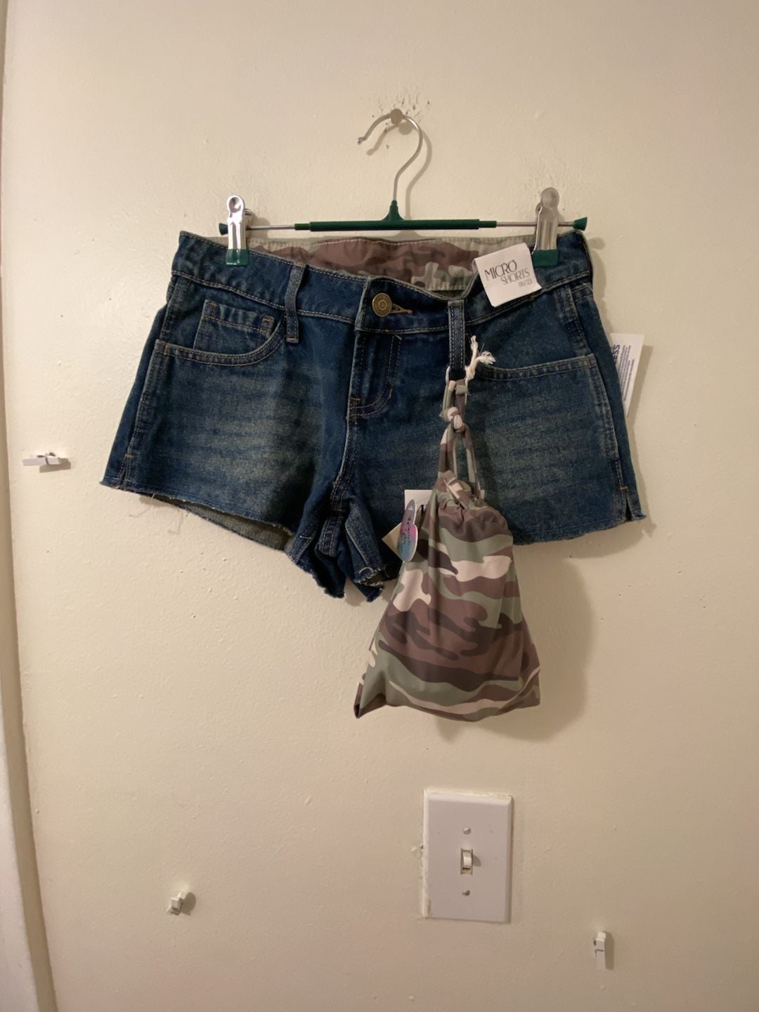 Micro Shorts Size 00/23 Low Rise Denim Cutoffs With Bikini 1