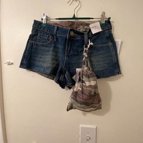 Micro Shorts Size 00/23 Low Rise Denim Cutoffs With Bikini