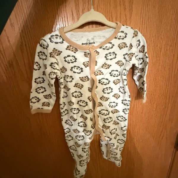Duck Duck Goose Footed Sleep and Play Size 6-9M Animal Print