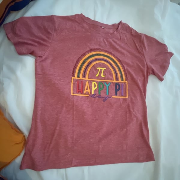 Happy Pi Day Math Teacher T-Shirt Size XL Red Rainbow Pi Symbol