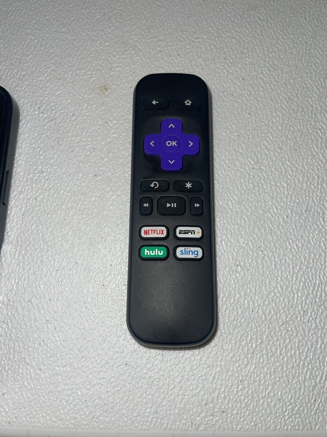 Roku RC-ALIR Voice Remote Control 1