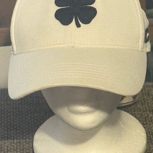 Black Clover Premium Clover Hat Size L/XL White Fitted Golf Cap Live Lucky