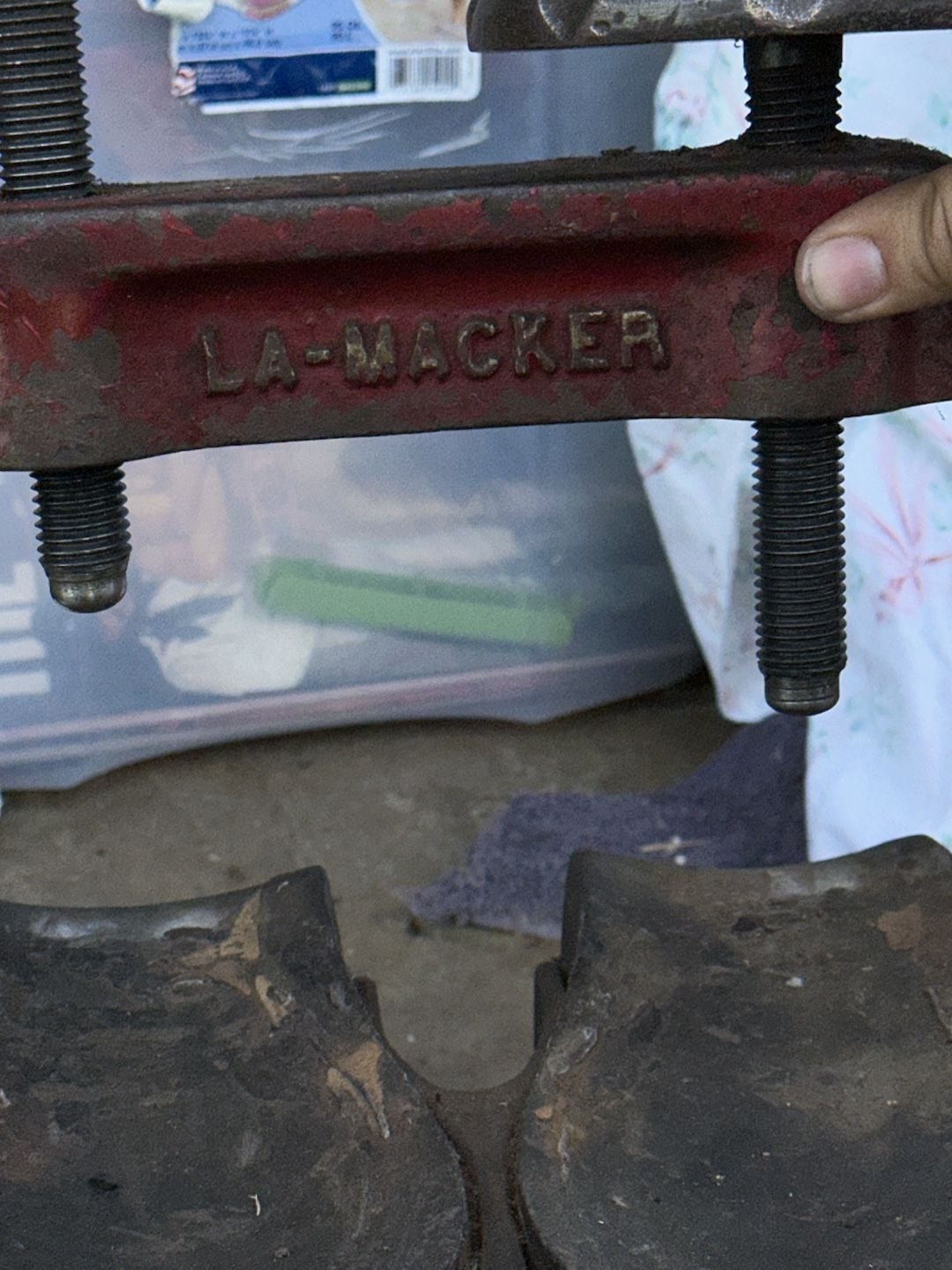 La-Macker Invisible Soler Shoe Stretcher Machine 3