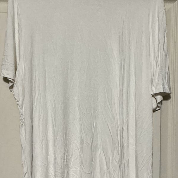 SHEIN Plus Size White Short Sleeve Mock Neck T-Shirt