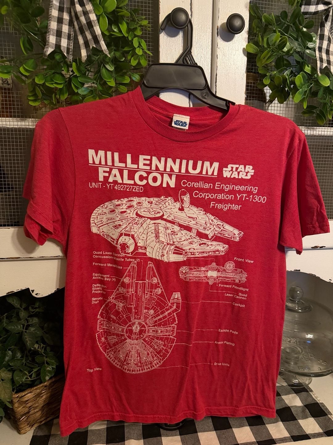 Star Wars Millennium Falcon Blueprint T-Shirt Size M Red Graphic Tee 2