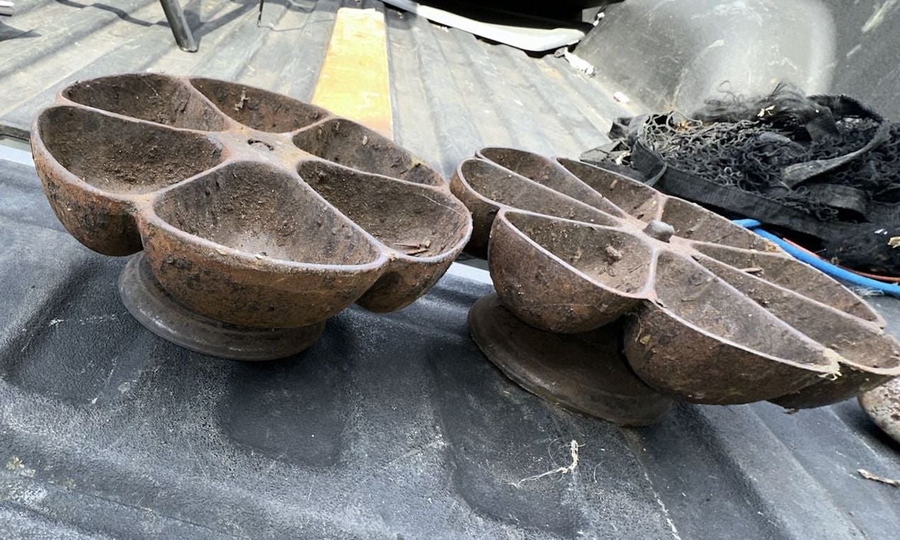 2 Star Nail Cup Cast Iron Rotating Hardware Caddy 2