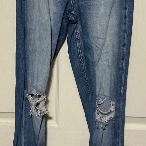 BKE Mom Jeans Distressed Denim Blue