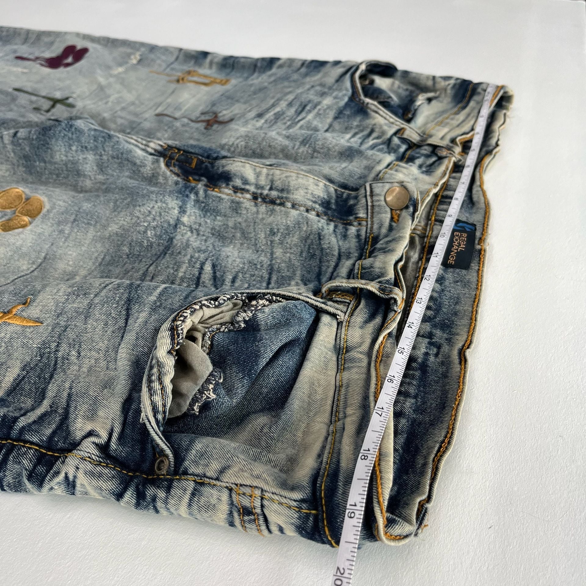 Regal Exchange Embroidered Jeans Size 40 Blue Acid Wash Denim 4