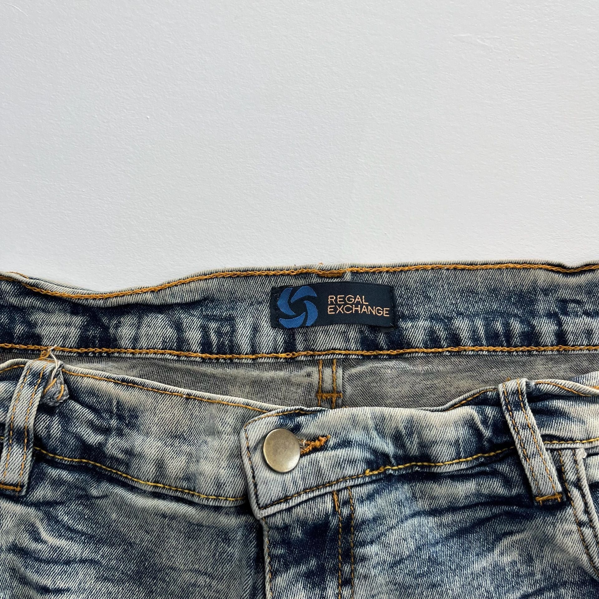 Regal Exchange Embroidered Jeans Size 40 Blue Acid Wash Denim 6