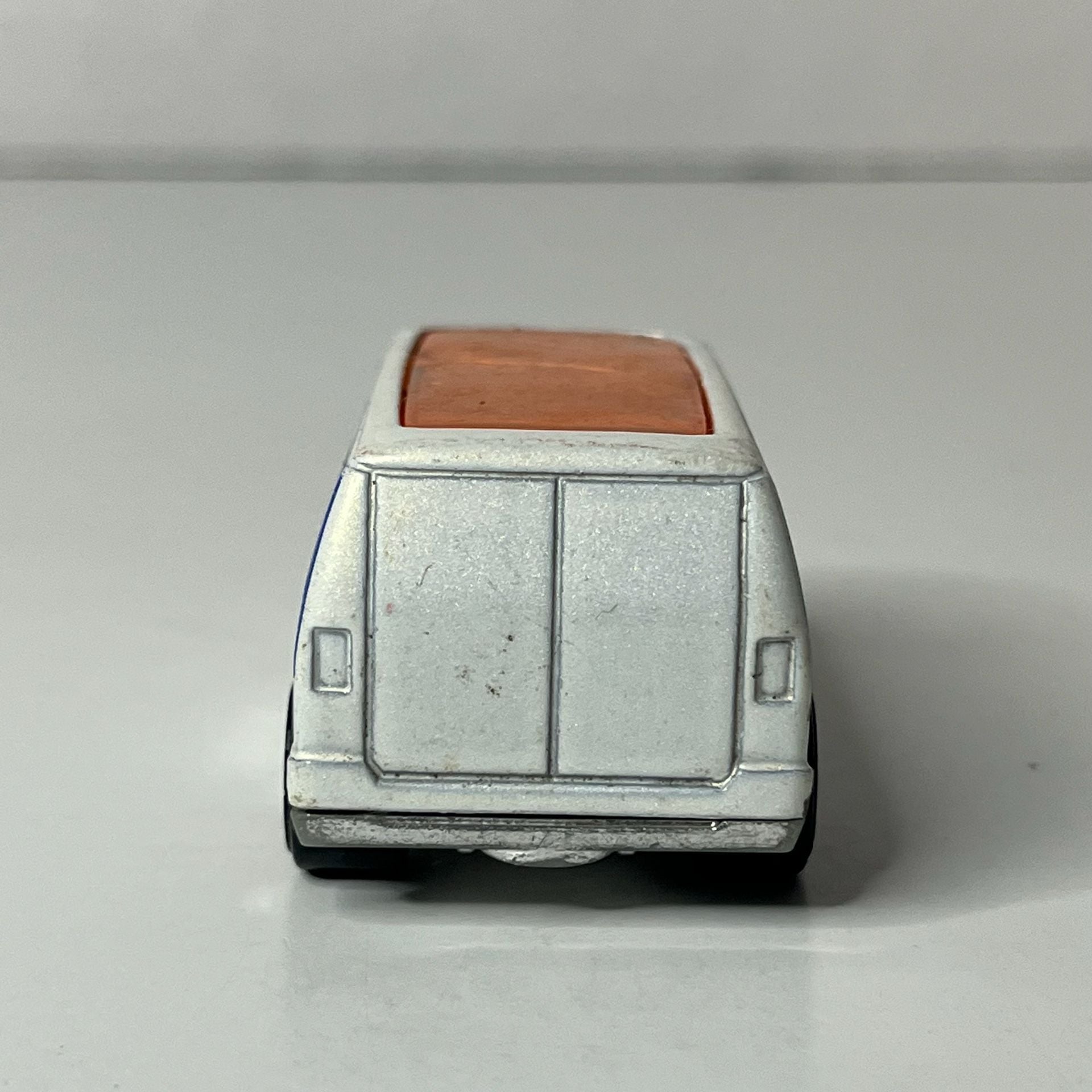 Hot Wheels Custom '77 Dodge Van Action News 68 Diecast 3
