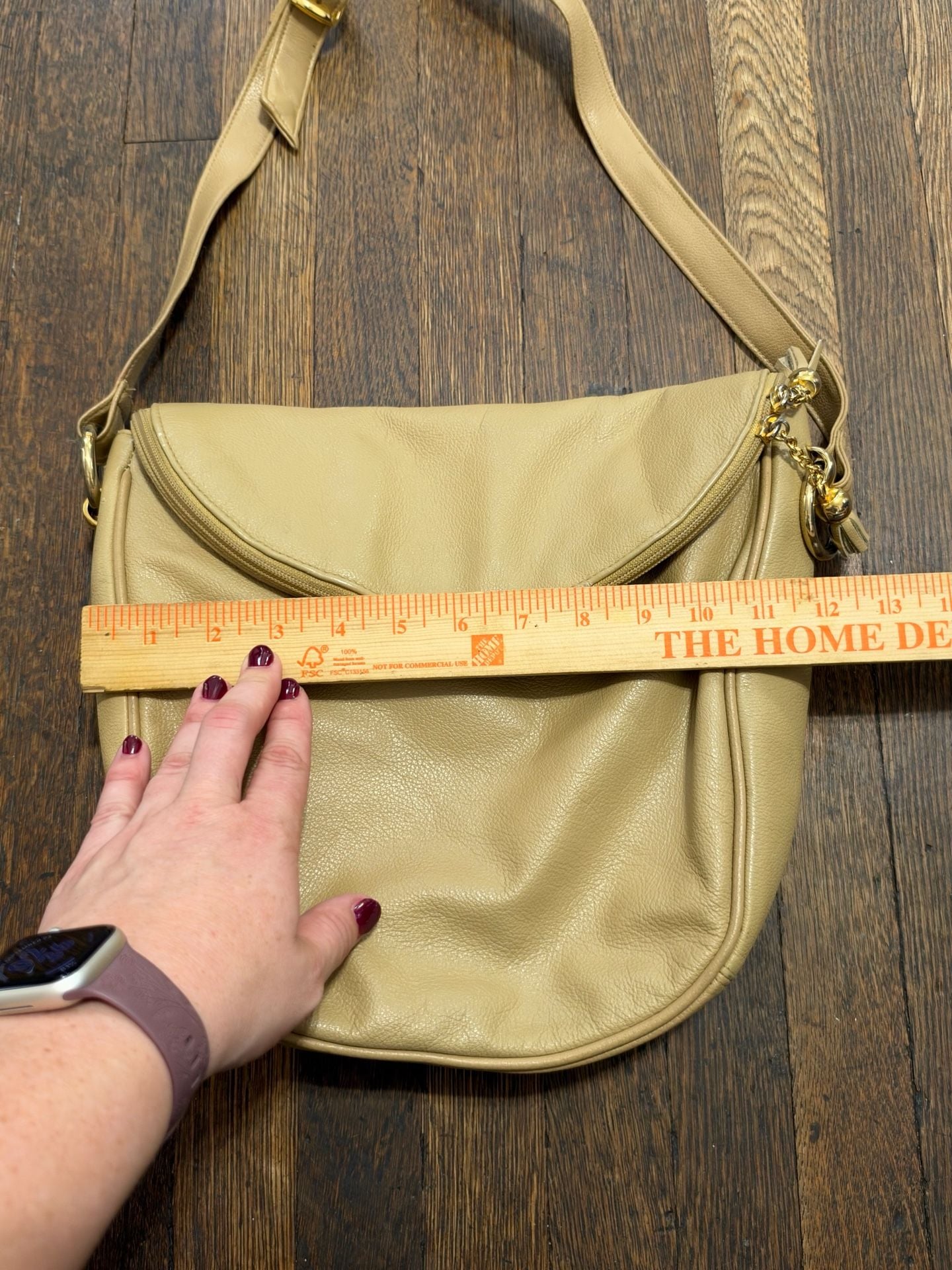 Toni Vintage 1980s Yellow Gold Genuine Leather Handbag Tassel Crossbody 7