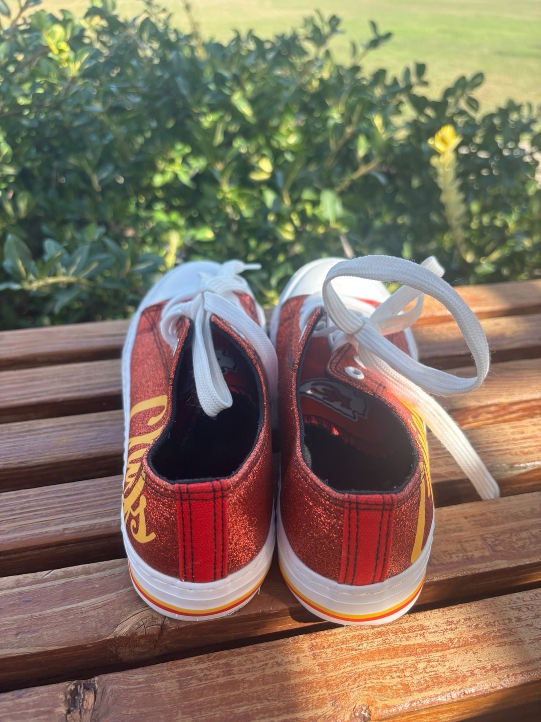 FOCO Kansas City Chiefs Low Top Canvas Shoes Size 7 Red Glitter 6