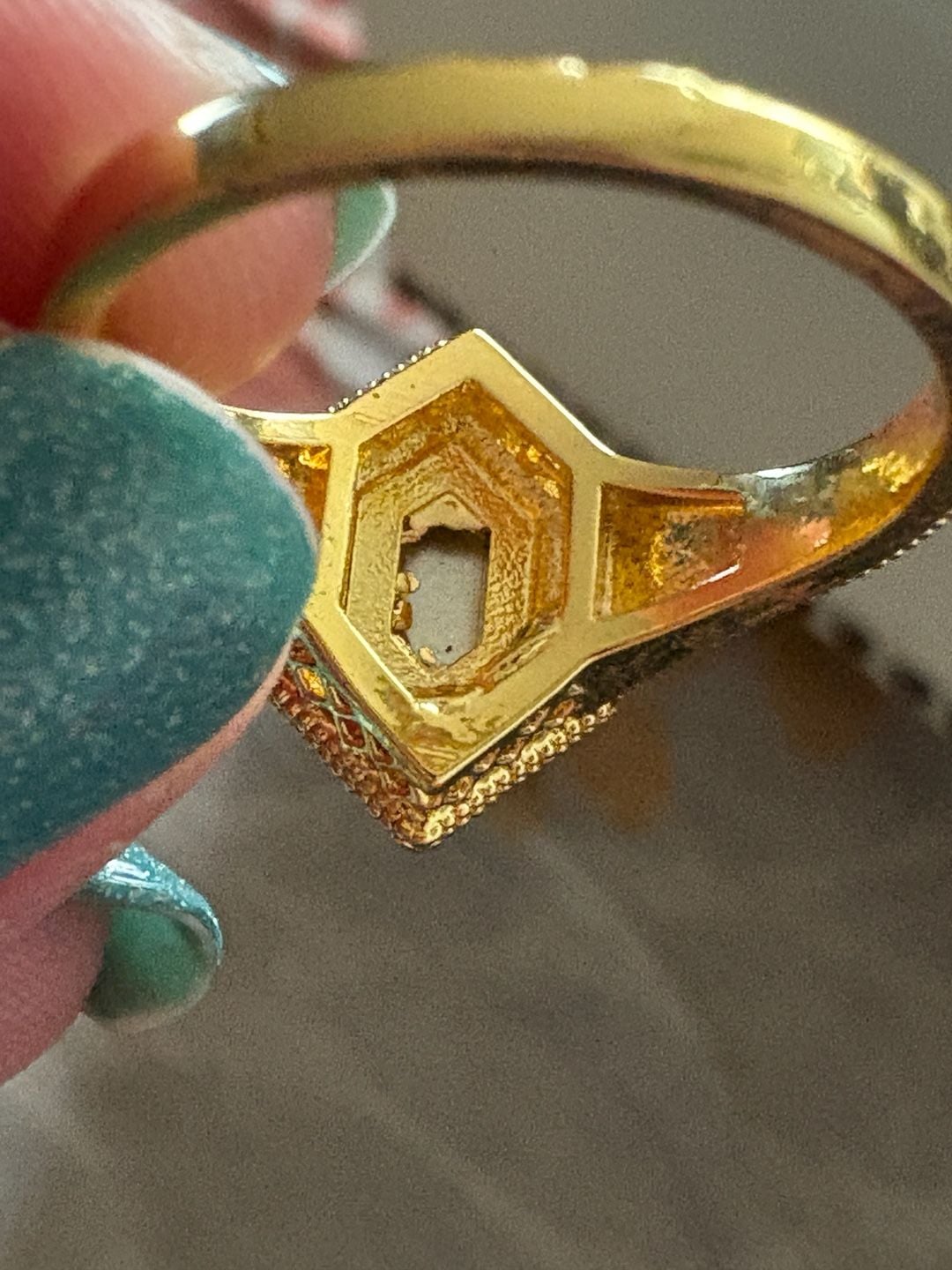 Shimmer By Cindy Art Deco Ring Pink Stone Gold Size 9 4