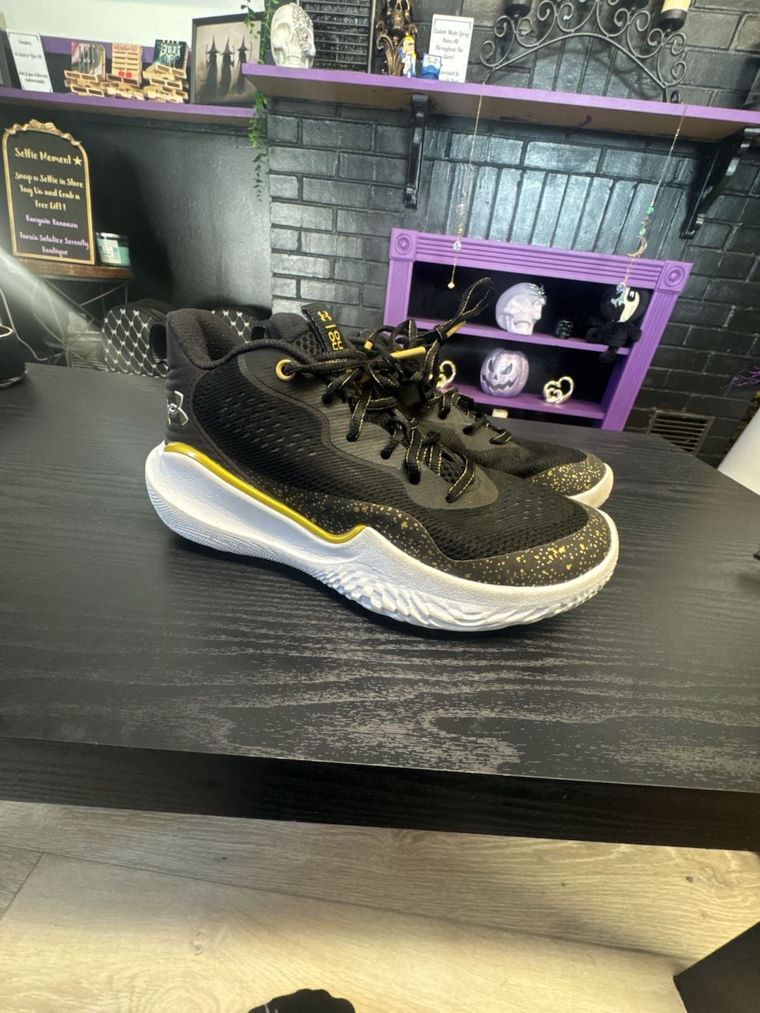Under Armour Flow Breakthru 2 Black Gold Basketball Shoes 2