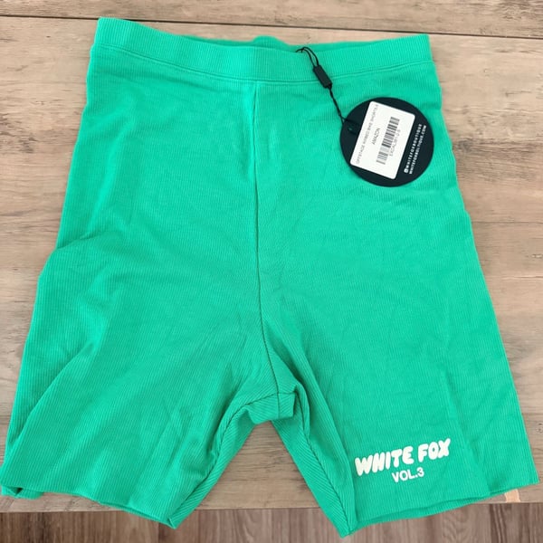 White Fox Offstage Ribbed Bike Shorts Size S Green