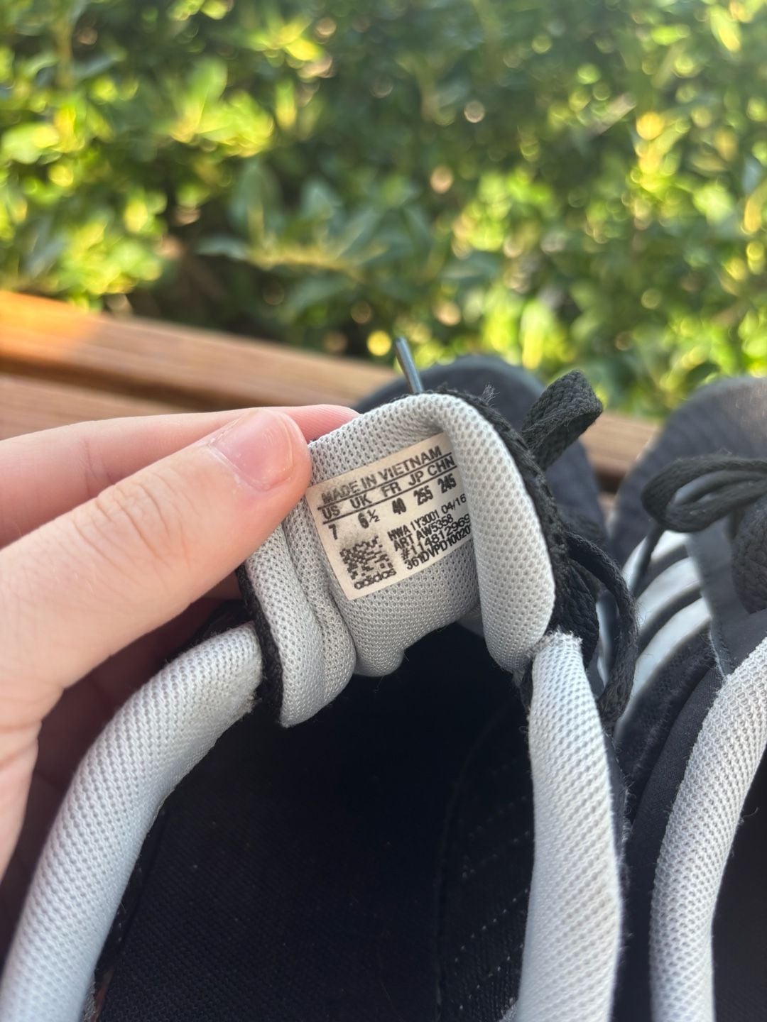 Adidas Cloudfoam Race Size 7 Black White Sneakers 4